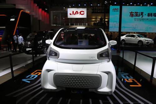 首款3D打印汽車問世,哆啦A夢將不再是夢! 首款3D打印汽車問世,哆啦A夢將不再是夢!