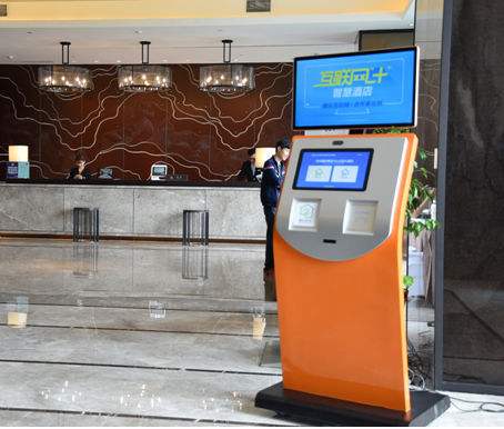 派勤主板助力酒店自助終端機“刷臉入住”，引領(lǐng)智慧酒店新模式